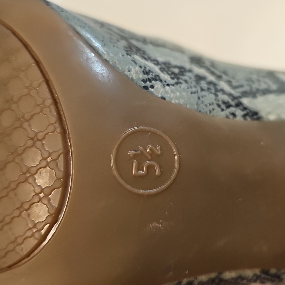 Mossimo Snakeskin Patterned Heels - Picture 7 of 8